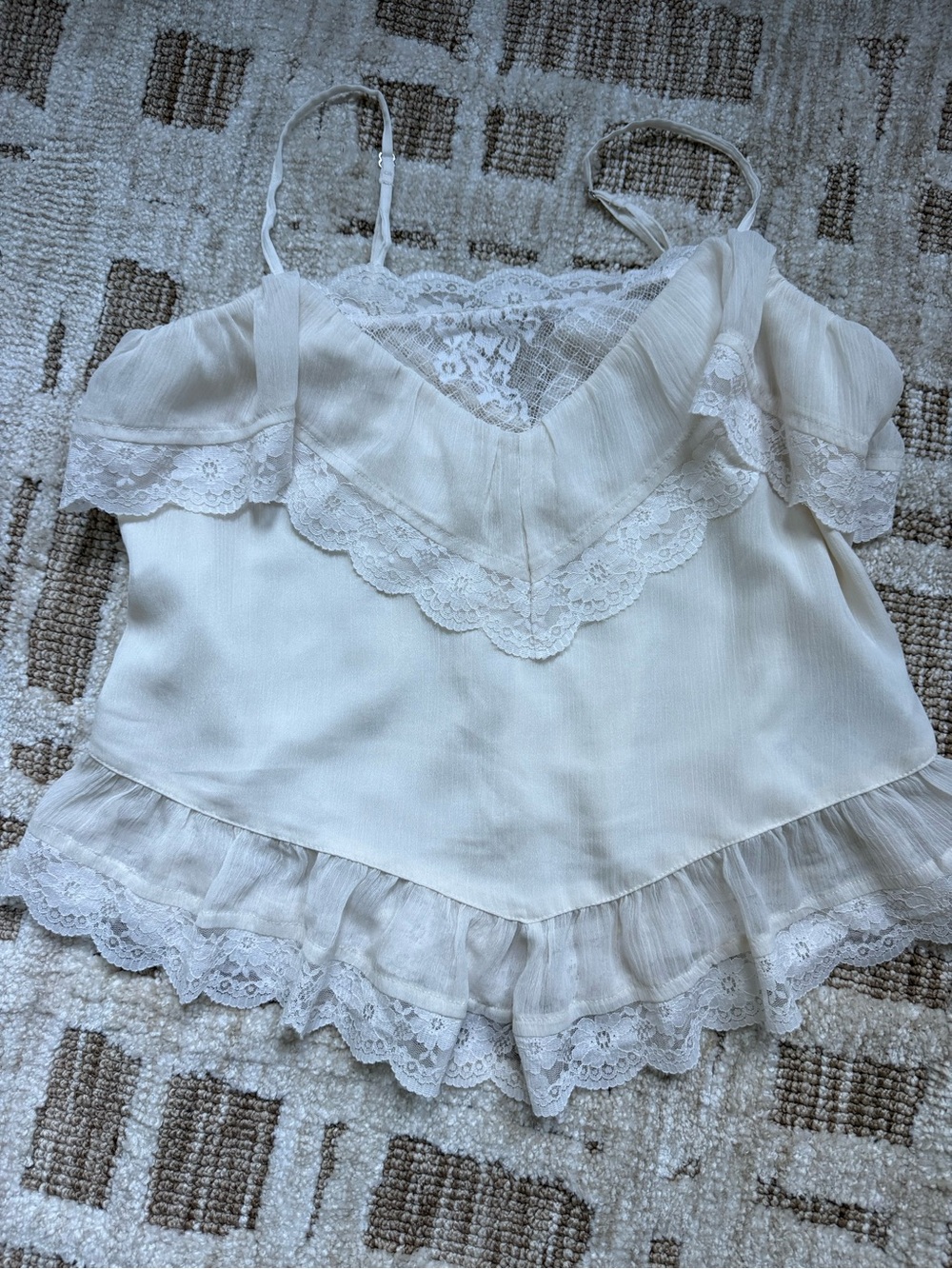 Abercrombie lace top small